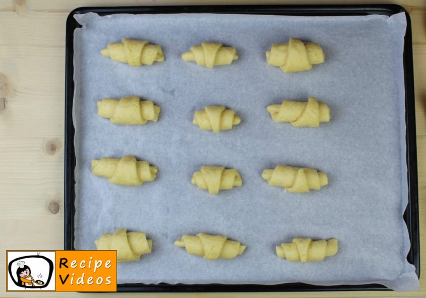 Cheese croissant recipe, prepping Cheese croissant step 7