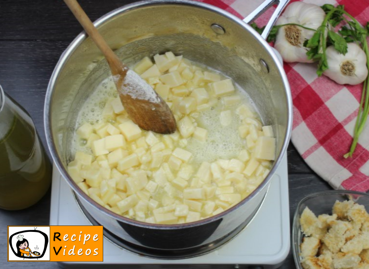 Creamy cheese soup recipe, prepping Creamy cheese soup step 3