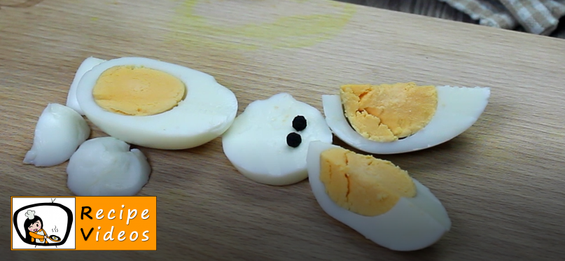 Creative Easter breakfast recipe, prepping Creative Easter breakfast step 9