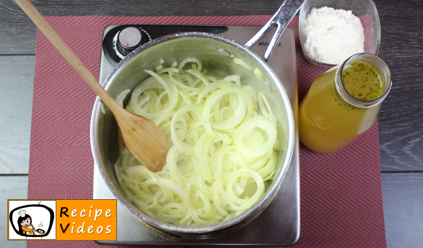 French onion soup recipe, prepping French onion soup step 2