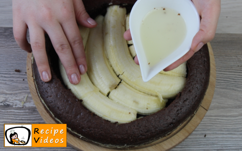 Molehill cake recipe, prepping Molehill cake step 7