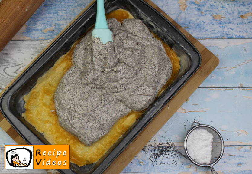 Poppy seed miracle recipe, prepping Poppy seed miracle step 10