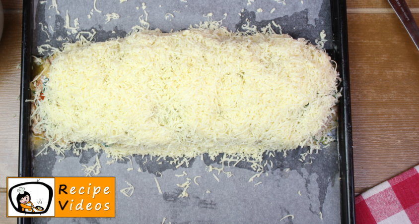 Stuffed potato roll in cheese crust recipe, prepping Stuffed potato roll in cheese crust step 12