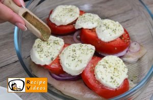 Chicken breast with mozzarella and tomatoes recipe, prepping Chicken breast with mozzarella and tomatoes step 10