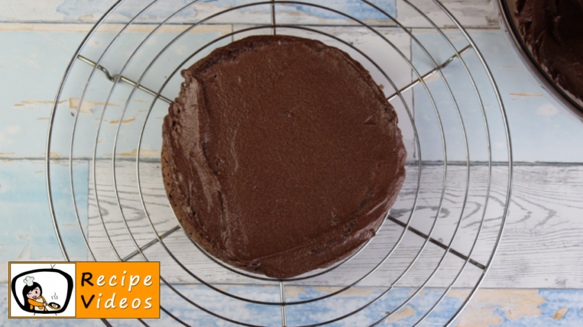 Chocolate cake recipe, prepping Chocolate cake step 9