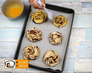 Cocoa swirl rolls recipe, prepping Cocoa swirl rolls step 6