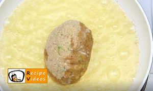 Meatballs stuffed with eggs recipe, prepping Meatballs stuffed with eggs step 7