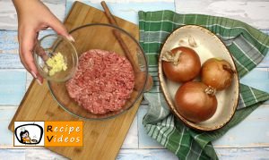 Stuffed onion rings recipe, prepping Stuffed onion rings step 1