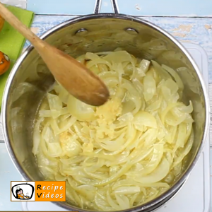 Creamy pumpkin soup recipe, prepping Pumpkin cream soup step 3