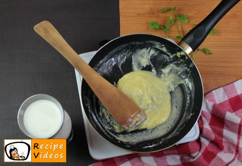 Béchamel sauce recipe, prepping Béchamel sauce step 2