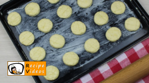 Cheese scones recipe, prepping Cheese scones step 8