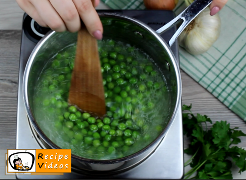 Cream peas recipe, prepping Cream peas step 2