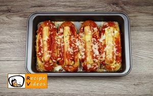 Hot dog with Bolognese sauce recipe, prepping Hot dog with Bolognese sauce step 9