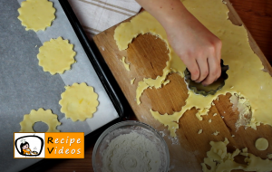 Linzer cookies recipe, prepping Linzer cookies step 5