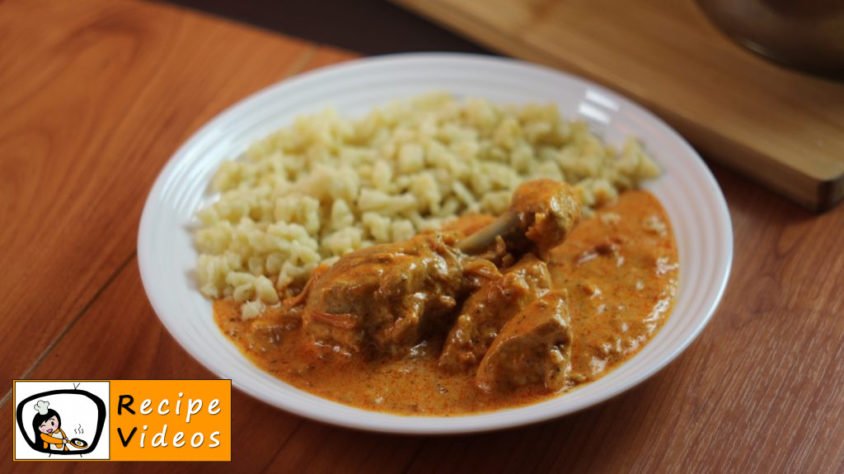 Paprika chicken with sour cream