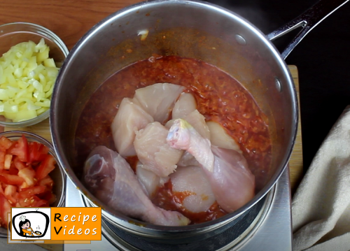 Paprika chicken with sour cream recipe, prepping Paprika chicken with sour cream step 3