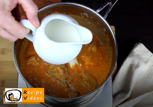 Paprika chicken with sour cream recipe, prepping Paprika chicken with sour cream step 8