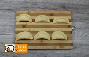 Ravioli recipe, prepping Ravioli step 7