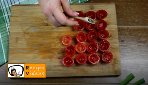 Breaded tomato nibbles recipe, prepping Breaded tomato nibbles step 3