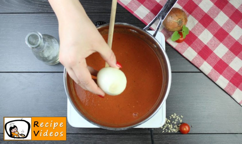 Tomato soup recipe, prepping Tomato soup step 6