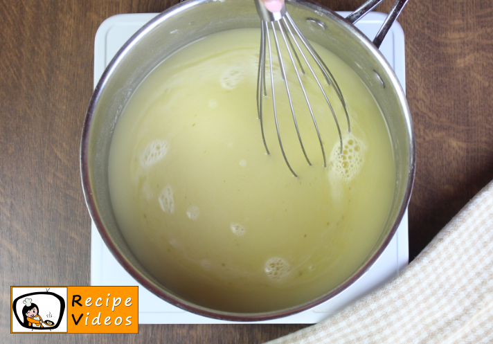 Asparagus cream soup recipe, prepping Asparagus cream soup step 3