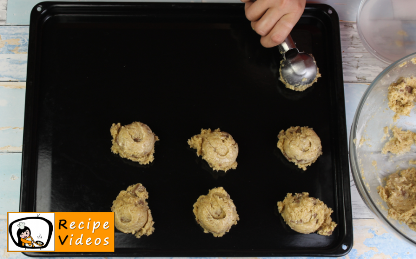 Best Chocolate Chip Cookies recipe, how to make Best Chocolate Chip Cookies step 4