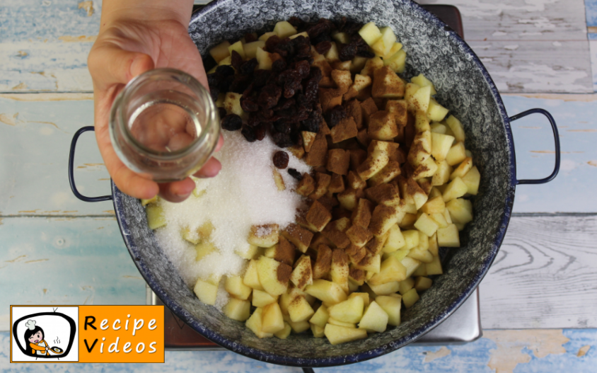 Toppled Apple Pie recipe, how to make Toppled Apple Pie step 2